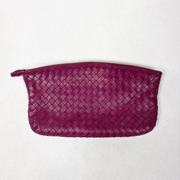 Bottega Veneta Handbags - Bottega Veneta Intrecciato Weave 2009 Magenta Clutch Cosmetic Pouch Leather Zip